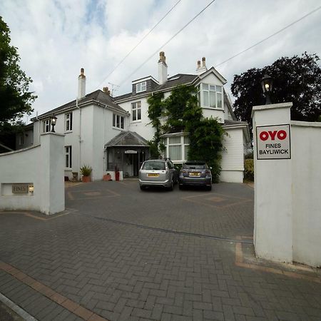 Fines Bayliwick Hotel Bracknell Exterior foto